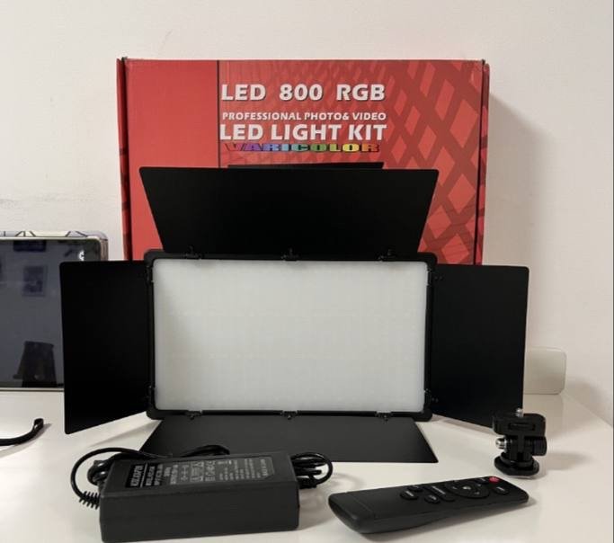 img_4833 LED RGB 800 - Image 1