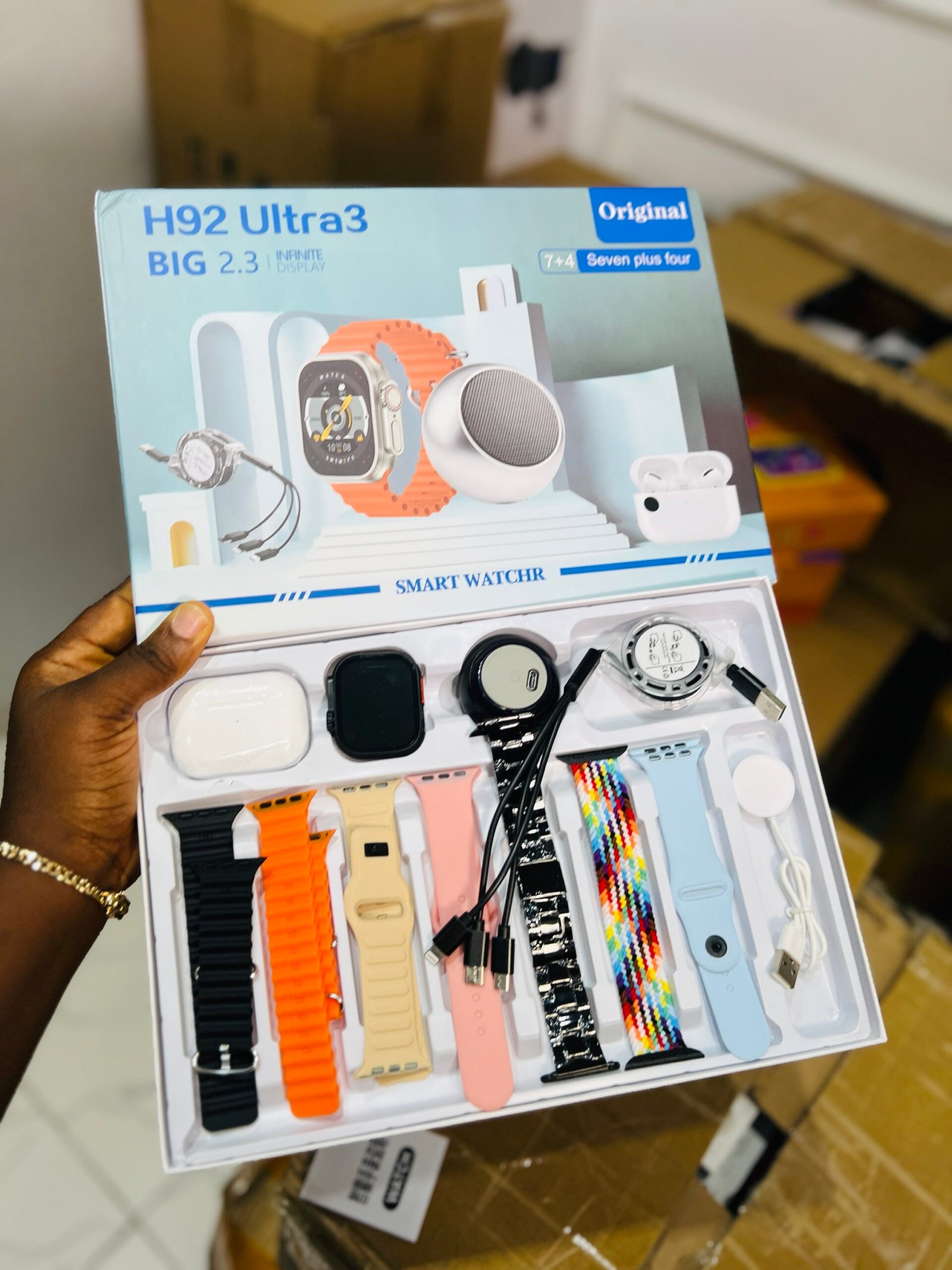 img_7286 H29 ULTRA SMARTWATCH WITH 7 STRAP, 1 MINI SPEAKER, AIRPOD, MULTI CHARGERS, - Image 1