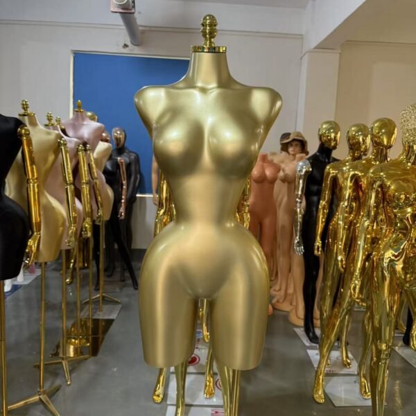 6931 SMALL SIZE BBL MANNEQUIN BY SEA